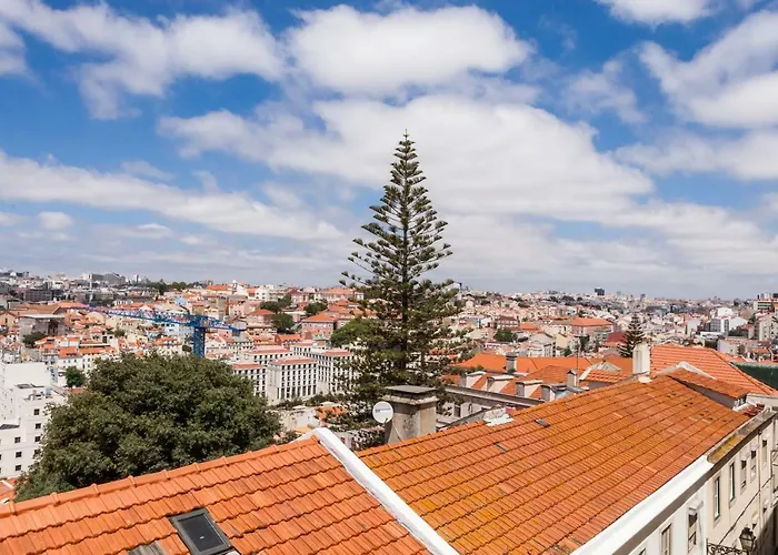 Breath-taking River & View Stunning 3 Bedrooms & 3 Bathrooms With Ac Alfama Castle District 1st Floor Lejlighed Lisboa