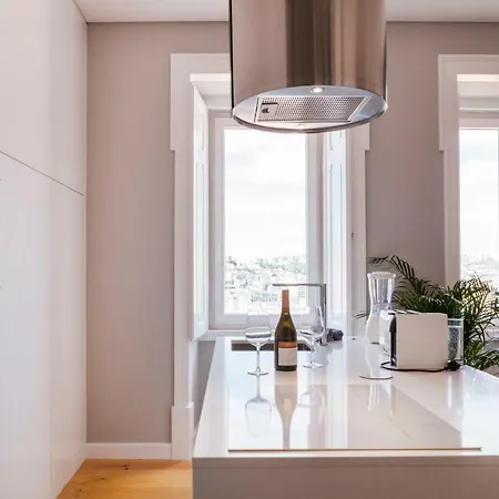 Apartman Breath-taking River & View Stunning 3 Bedrooms & 3 Bathrooms With Ac Alfama Castle District 1st Floor *