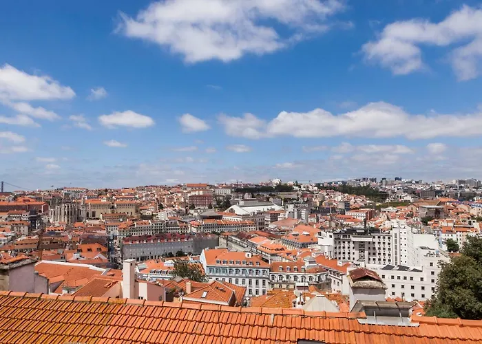 아파트 Breath-taking River & View Stunning 3 Bedrooms & 3 Bathrooms With Ac Alfama Castle District 1st Floor *