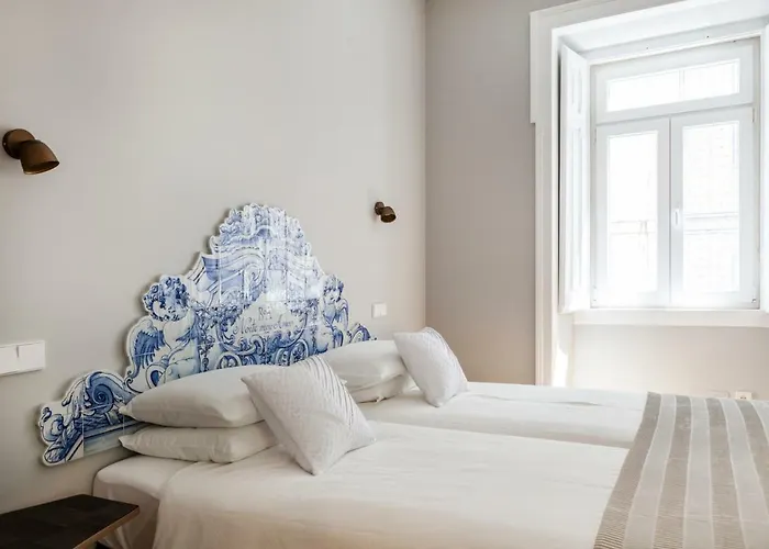 Breath-taking River & View Stunning 3 Bedrooms & 3 Bathrooms With Ac Alfama Castle District 1st Floor 리스본